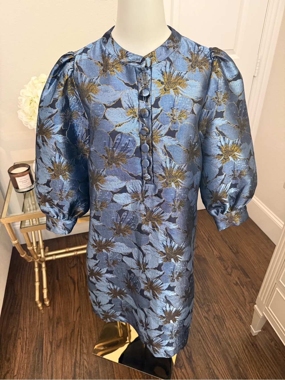 Pomander Place Blue Blossom Jacquard Samantha
Dress
AH2 - Picture 4 of 8